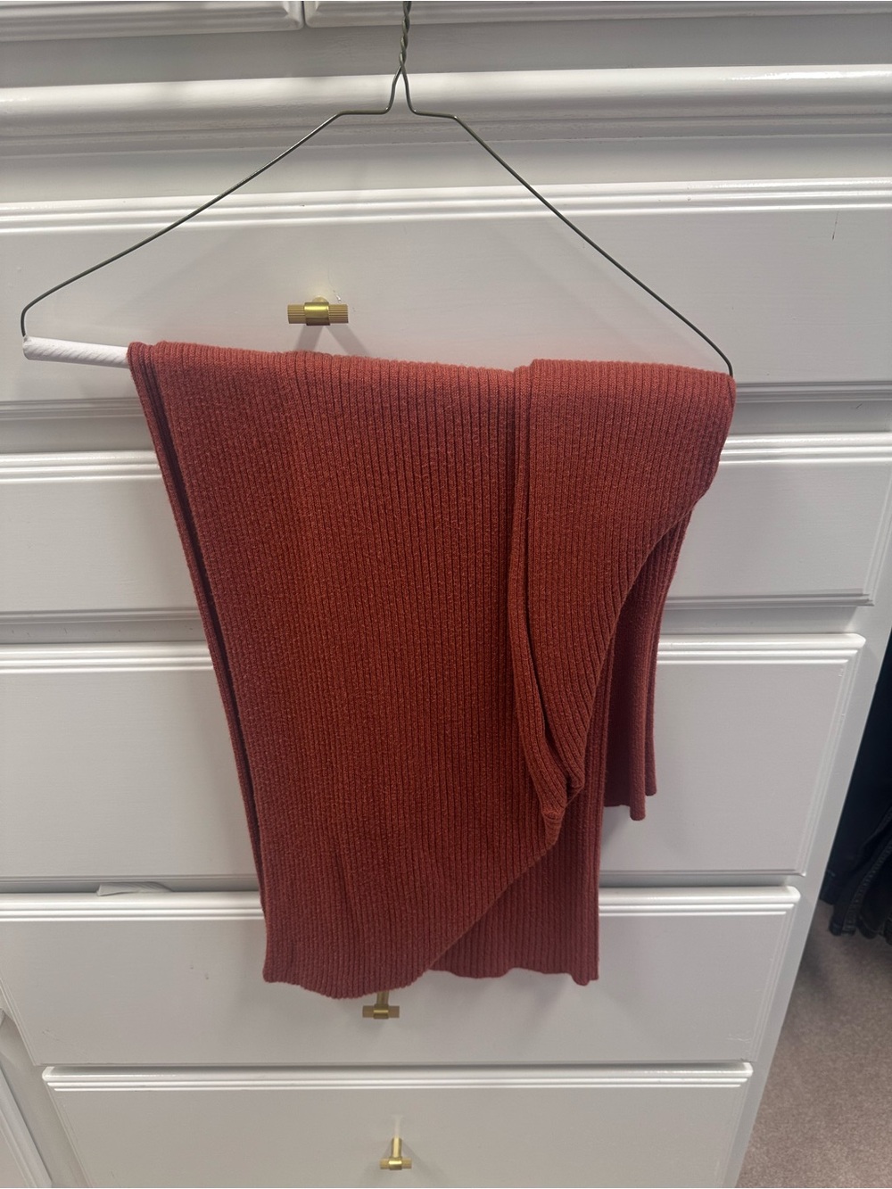 Leith Open-Front Ribbed Cardigan in Rust - Picture 4 of 4